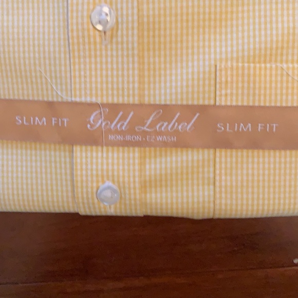 Shirt and Tie - Picture 3 of 8